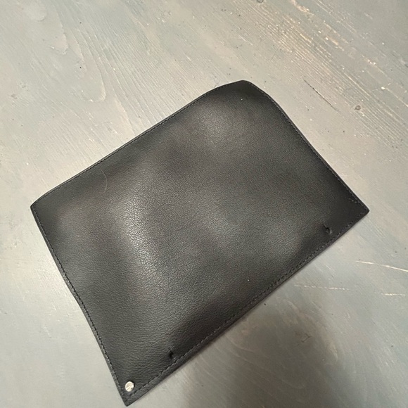 Leather AWAY pouch❤️ - Picture 7 of 9